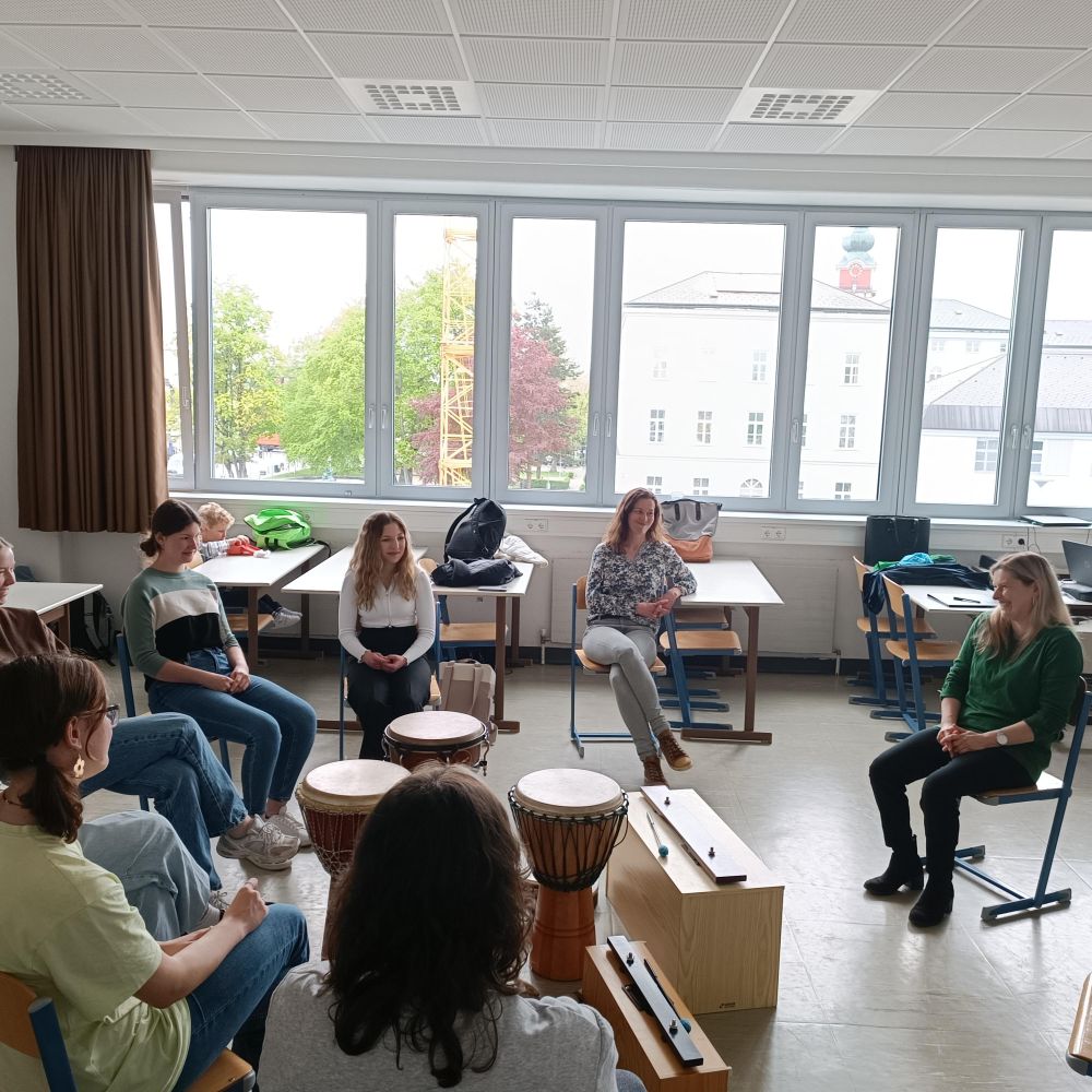 Workshop &quot;Musiktherapie&quot; des Musik-WPG der 6AB, Exkursion LMS Alkoven