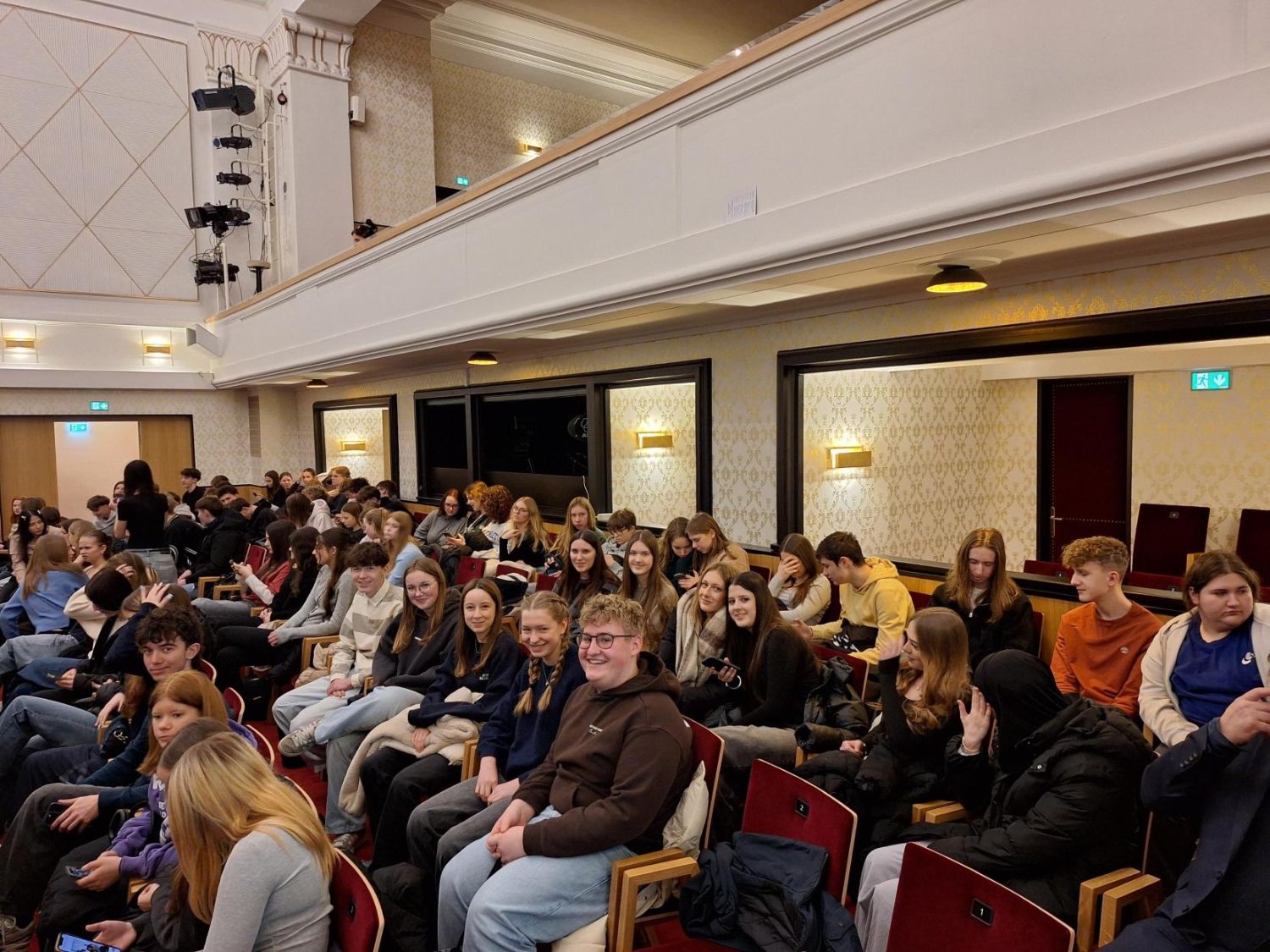 6. Klassen im Theater: "Der Besuch der alten Dame"